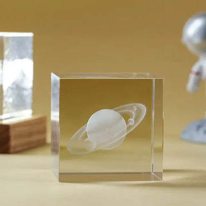 Maan LED Lamp