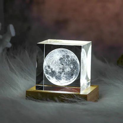 Maan LED Lamp